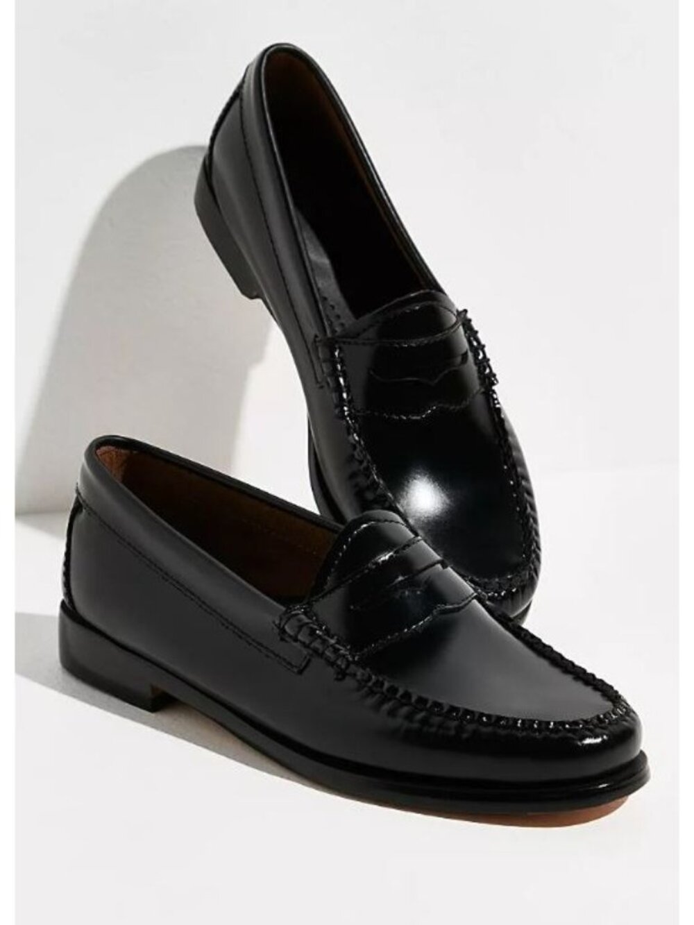 G. H. Bass Weejuns Whitney Black Leather Penny Loafer Women's Size 6 NEW
